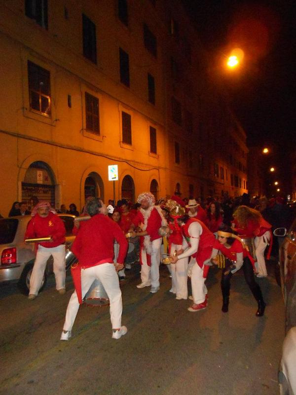 Carnevale al Beba do Samba e per le strade di San Lorenzo